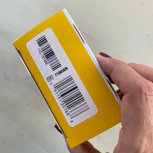 Futuro Compression Anti-Embolism Thigh Length Stockings **Med** White # 71065EN - Picture 4 of 5